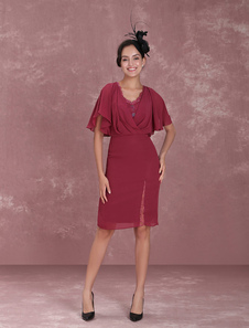 Mother Of The Bride Dresses Chiffon V Neck Short Pleated Back Split Butterfly Sleeve Maroon Sheath Wedding Guest Dresses