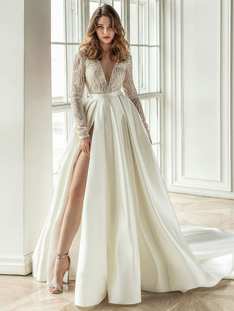 Simple Wedding Dress With Train A-Line V-Neck Long Sleeves Lace Bridal Dresses Free Customization