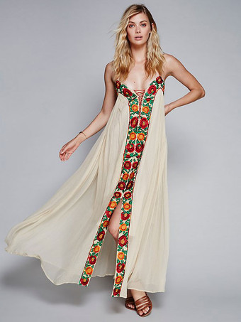 Boho Kleid mit Trägern am Hals  ärmellos  bestickt  böhmischer Zigeuner-Strandurlaub  Ecru  Weiß  Sommer  langes Unterkleid für Frauen
