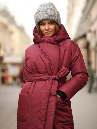 Abrigos acolchados con capucha y cinturón  prendas de abrigo largas de invierno 2023