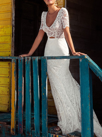 Ivory Boho Wedding Dress 2023 Lace Mermaid With Train Backless Short Sleeves V-Neck Wedding Dresses